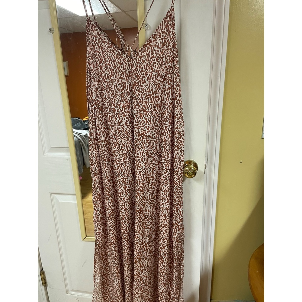 Old Navy Brown and White Leopard Print Maxi Dress